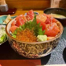 鮨居酒屋 みかづき