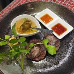 黒毛WAGYU RESTAURANT HACHI