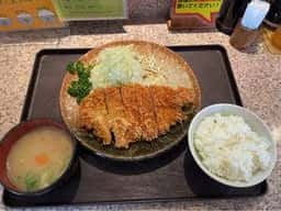 とんかつ くにか