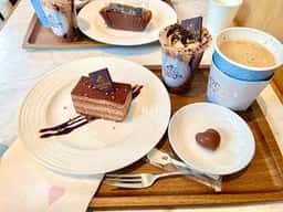 GODIVA café Hibiya