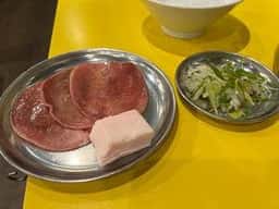 焼肉ホルモンやまびこ畜産 京橋店