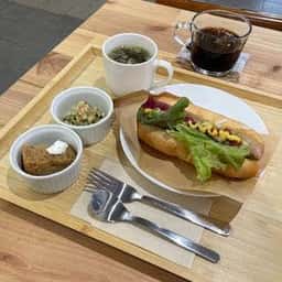エシカルCafe としょかんのとなり