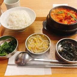 スンドゥブ中山豆腐店 高田馬場