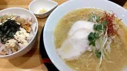 鶏白湯ラーメン ぱいず オリオン通り店