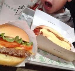 SHAKE SHACK ザ パーク フロント ホテル店