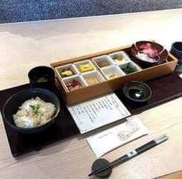 ダイナミックキッチン＆バー 燦 神戸店
