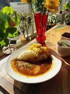 LINO’S FLOWER CAFE