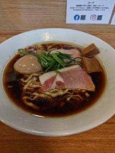 麺屋 でこぼこ