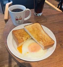 ホリーズカフェ 三宮駅前店