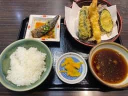 出雲そば 北九州空港店