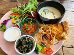 葉っぱのきもち 森のカフェ