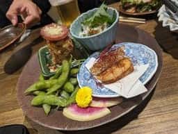 キラクニ。
