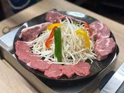 焼肉ジンギスカン五坪藤沢