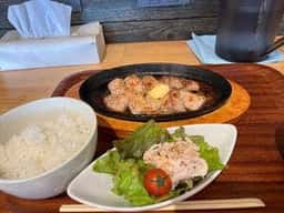 ひこま豚食堂・精肉店 Boo deli