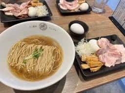 だし麺屋 ナミノアヤ