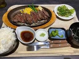 肉山食堂