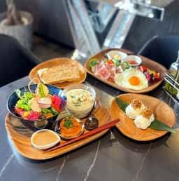 Tennis Cafe Relax