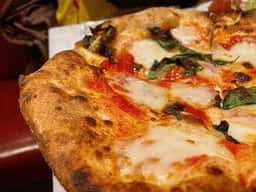 SOLO PIZZA Napoletana 東京国立競技場店