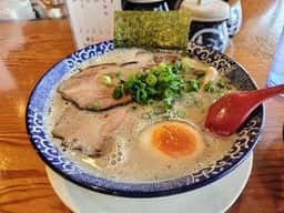 博多ラーメン鶴亀堂 長久手図書館通り店