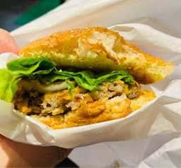 フレッシュネスバーガー 西早稲田店