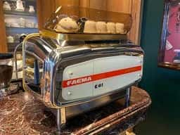 カフェ・オフィシーヌ・ユニヴェルセル・ビュリー 神戸店