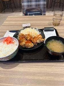 吉野家 437号線三津浜店