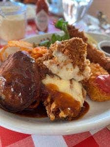 ハンバーグレストランHACHI 名取本店