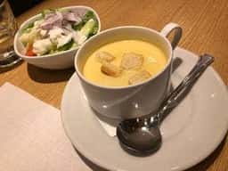 カフェ&ビアレストラン宮 羽田空港店