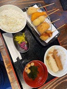 戸張屋