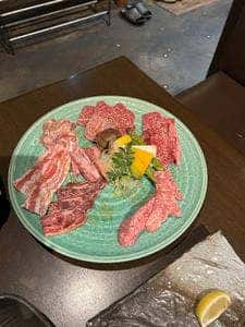 焼肉ダイニング 秀作