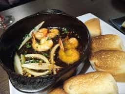 Oyster Dining RaughTale