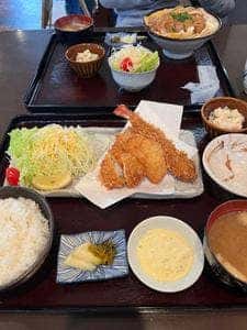つむぎ亭。