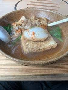 にく豆腐しげ子