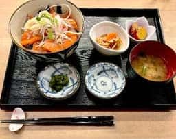 北海道食市場 丸海屋 日本生命札幌ビル店