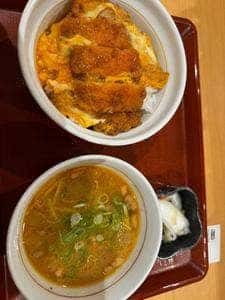 なか卯 関西国際空港店
