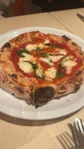 ピッツェリア スペリアーモ