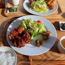 カフェ居酒屋 いちごや