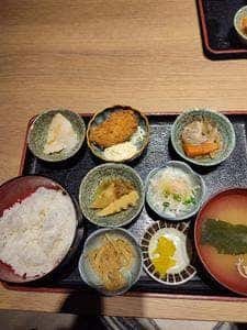 焼きとり おでん さかじ