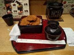 牛カツ京都勝牛 新宿小滝橋通店