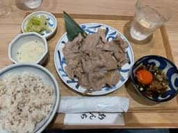 あんちすてーき とろろ麦めし 豚丸 梅田茶屋町店