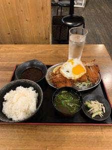 鶴亀八番 東京本店