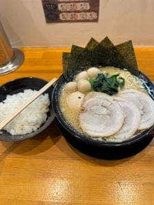 横浜家系ラーメン一蓮家 お初天神店