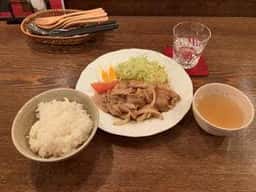お酒と家庭料理 がらんす