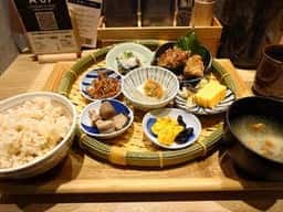 玄米食堂あえん アコルデ代々木上原店