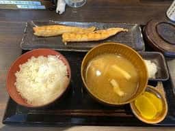 炭火焼干物定食 しんぱち食堂 エミオ田無店