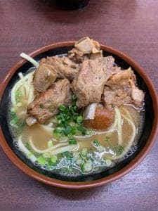 沖縄そば うちなーすばヤージ小