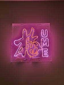 立ち喰い梅干し屋