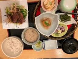 自然薯とろろ御膳 華花 緑店