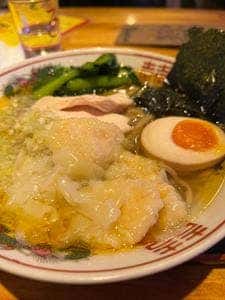 大衆食堂 るんごホール