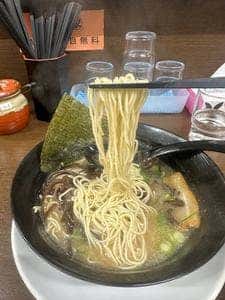 博多ラーメン つばさ